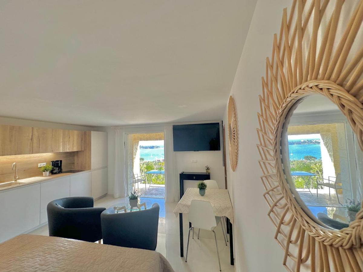 Villa Grand Baie Saint-Raphaël Buitenkant foto