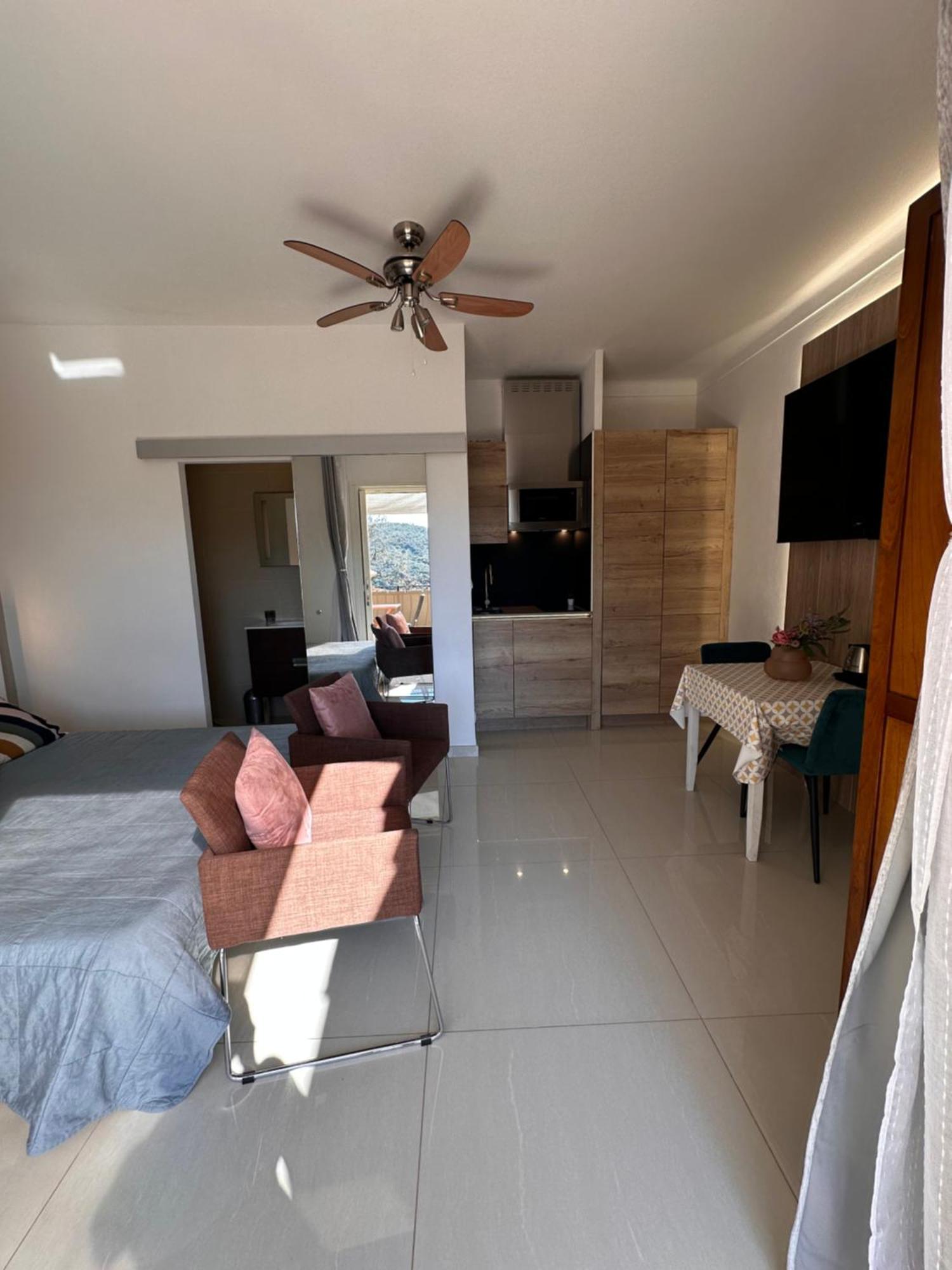 Villa Grand Baie Saint-Raphaël Buitenkant foto