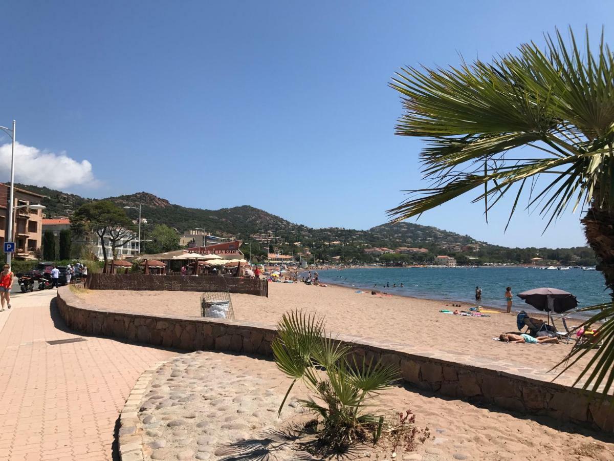 Villa Grand Baie Saint-Raphaël Buitenkant foto